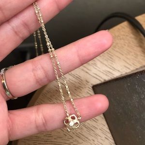 Kendra Scott necklace